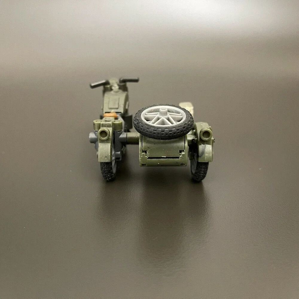 Mega Bloks AM76585 Two Seater Motorcycle‎ Replacement Add-on Piece Part Green